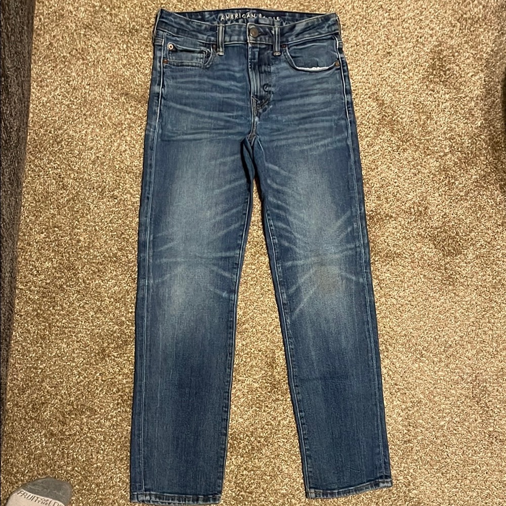 American Eagle Outfitters Men’s Medium Wash Slim Straight Jeans